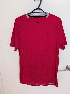 Lululemon Athletic T-Shirt - Men's Size Medium